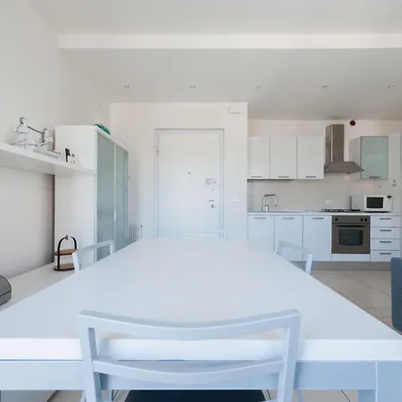 Apartment Delfino - Immobiliare Pacella